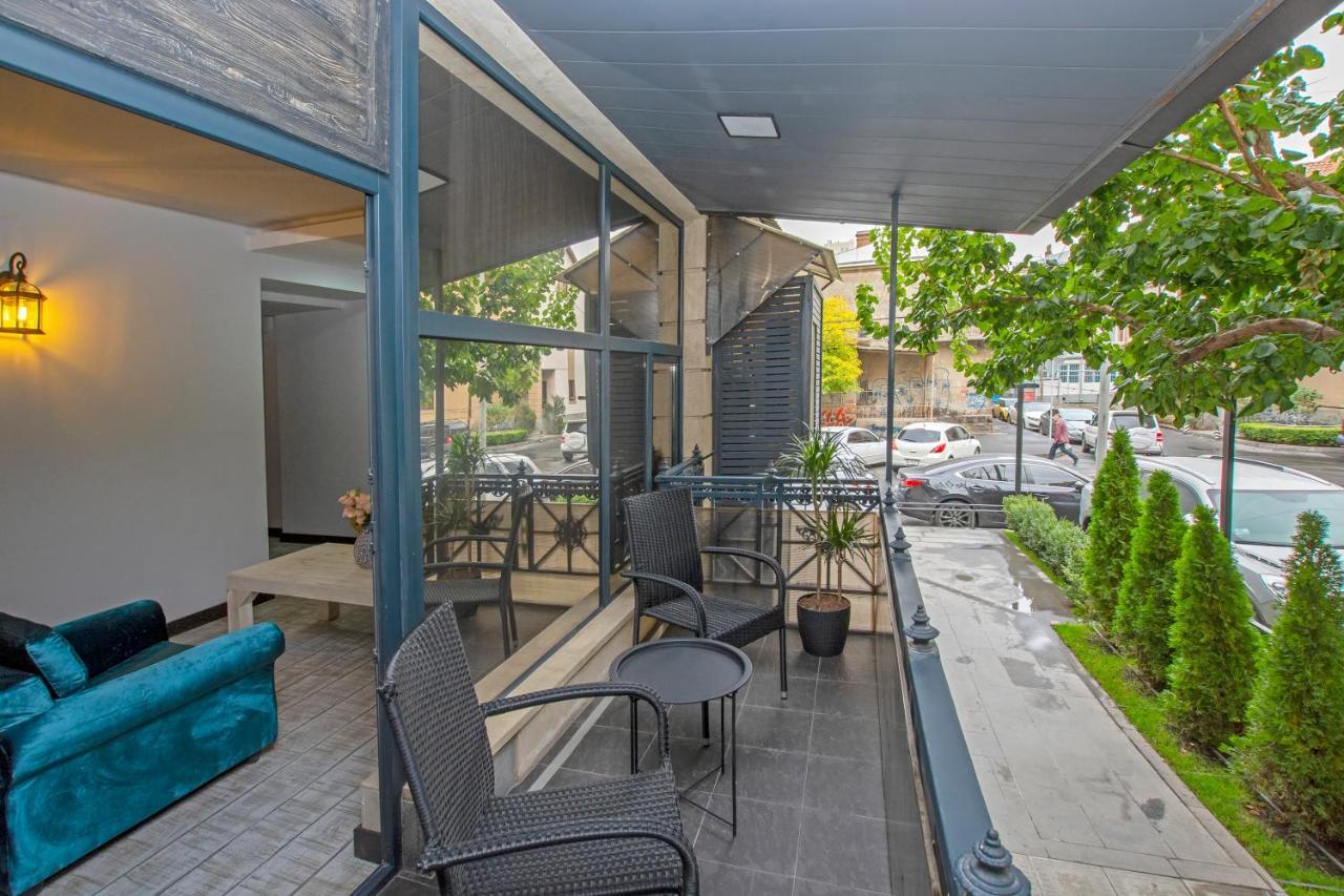 The Phoenix Boutique Hotel Yerevan Exterior foto